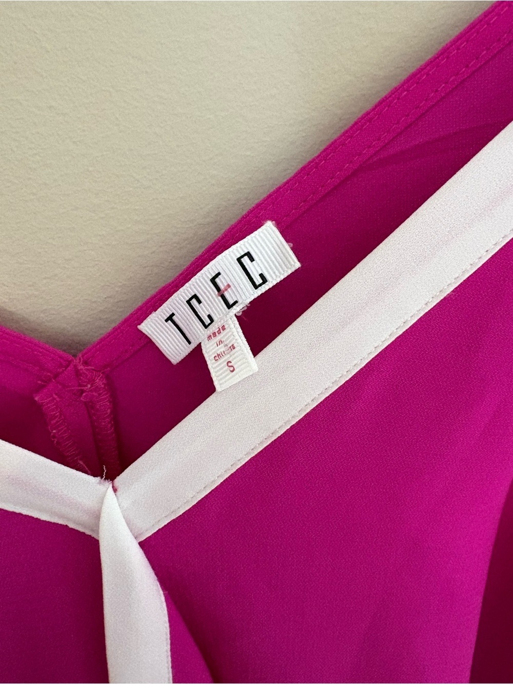TCEC Magenta and Red Handkerchief Hem Slip Dress with White Trim Sz Sm - Picture 7 of 7